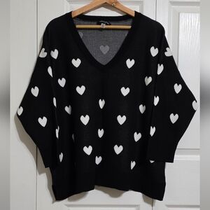 Cable & Gauge Black V-Neck Sweater with White Heart Pattern